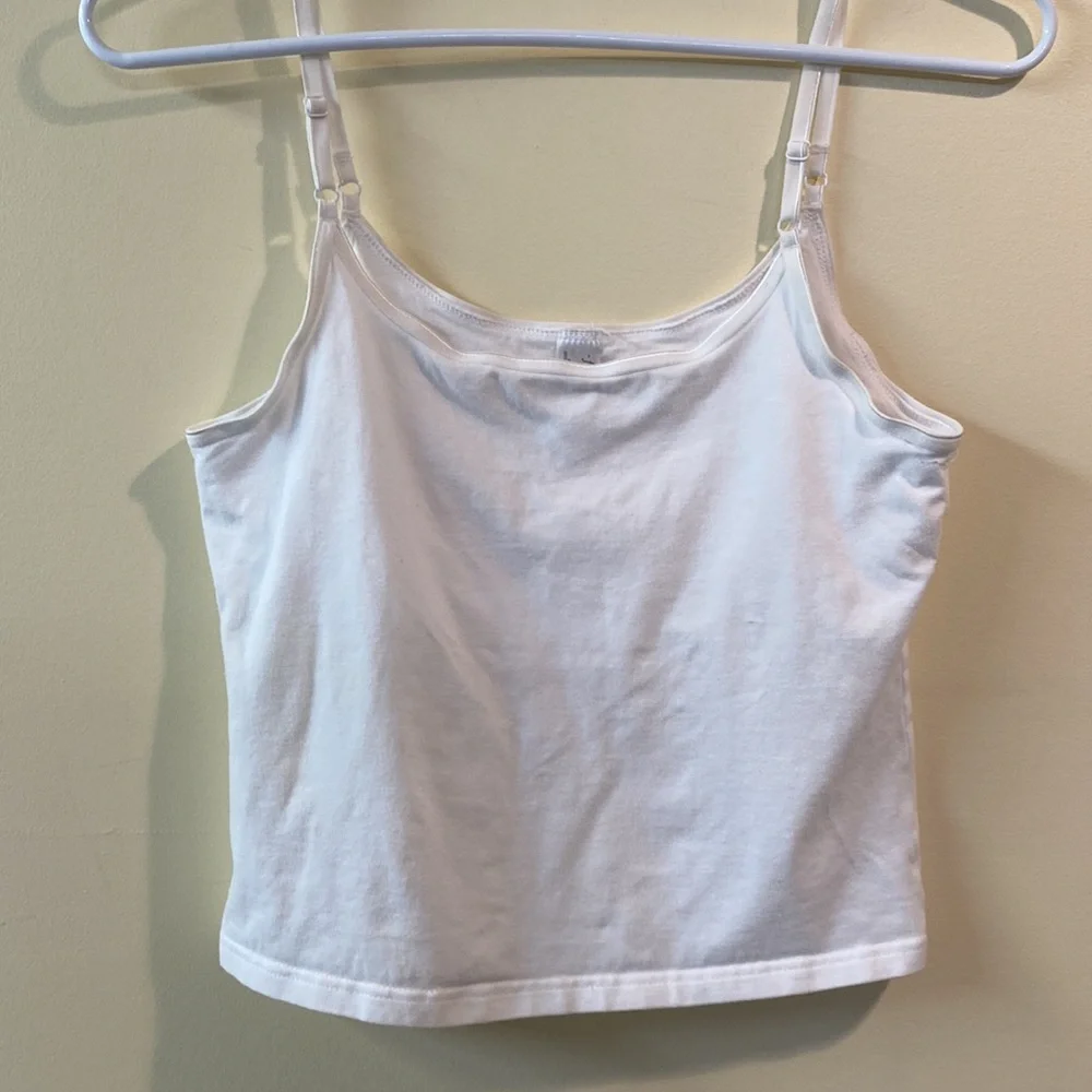 2 tank tops black and white size M - Picture 4 of 6